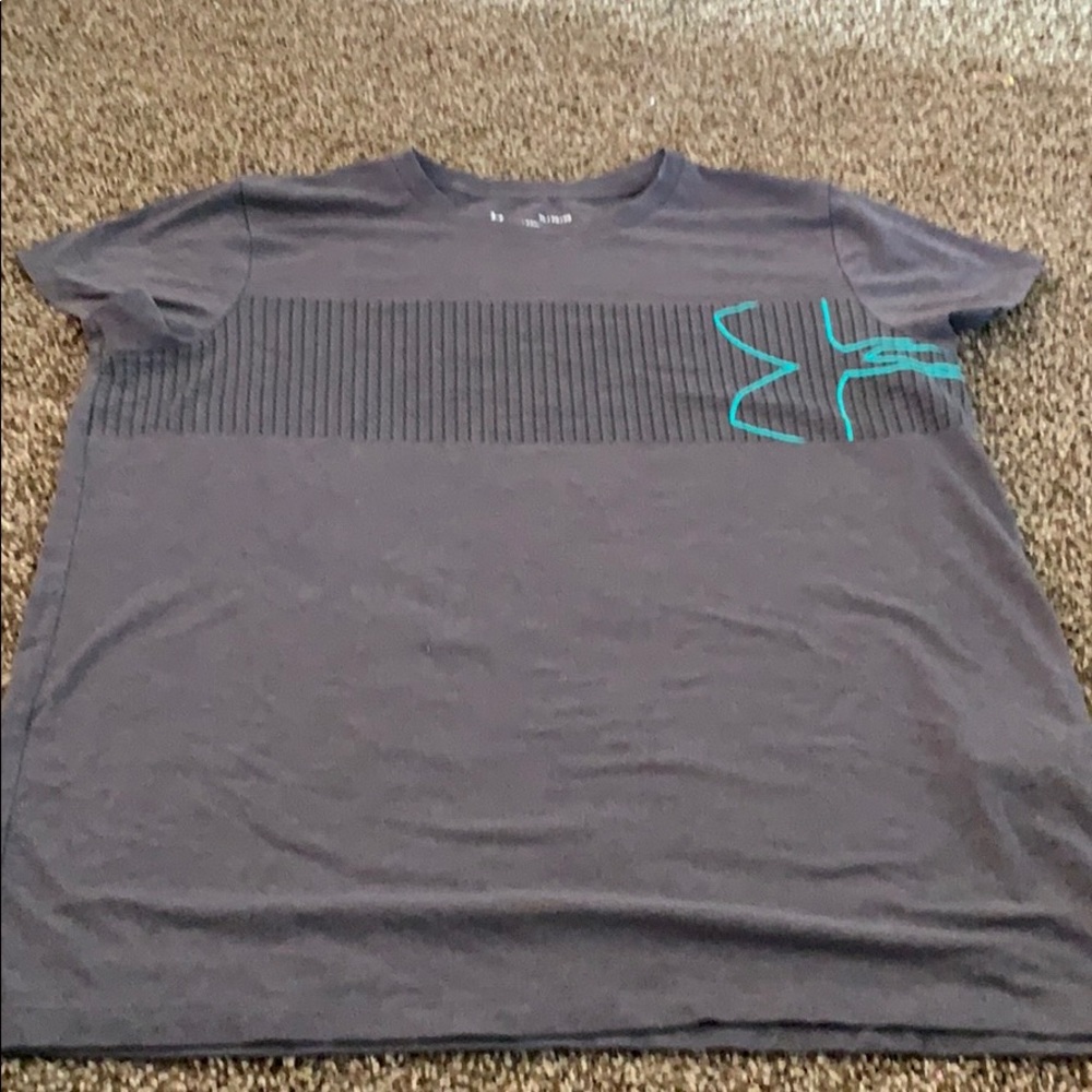 Women’s Under Armour classic t-shirt